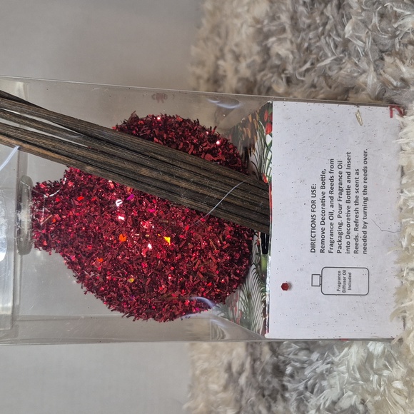 San Miguel Crimson Diffuser - Picture 3 of 3